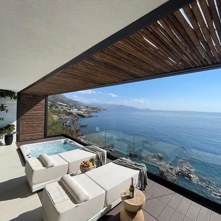 Achlia Mystique Luxury Suite מראה חיצוני תמונה