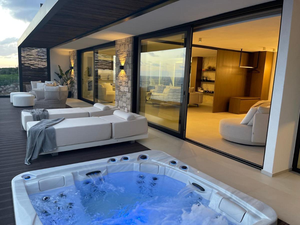 Achlia Mystique Luxury Suite מראה חיצוני תמונה