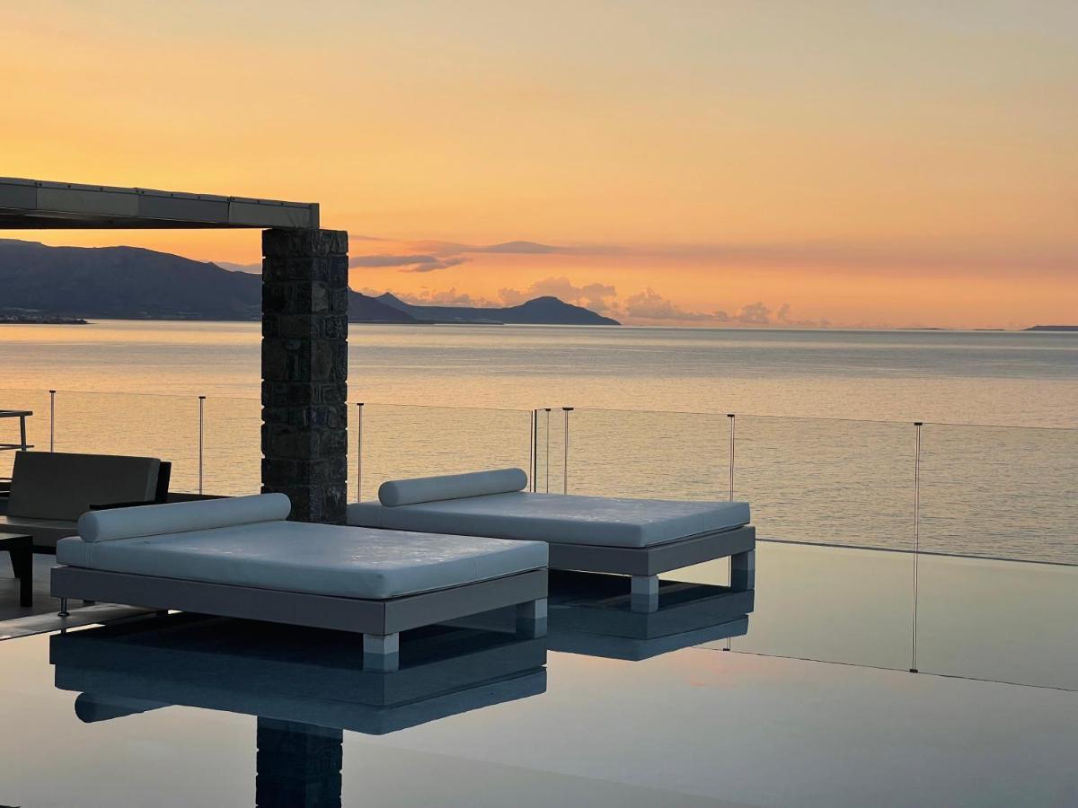 Achlia Mystique Luxury Suite מראה חיצוני תמונה