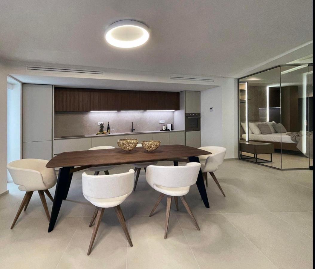 Achlia Mystique Luxury Suite מראה חיצוני תמונה