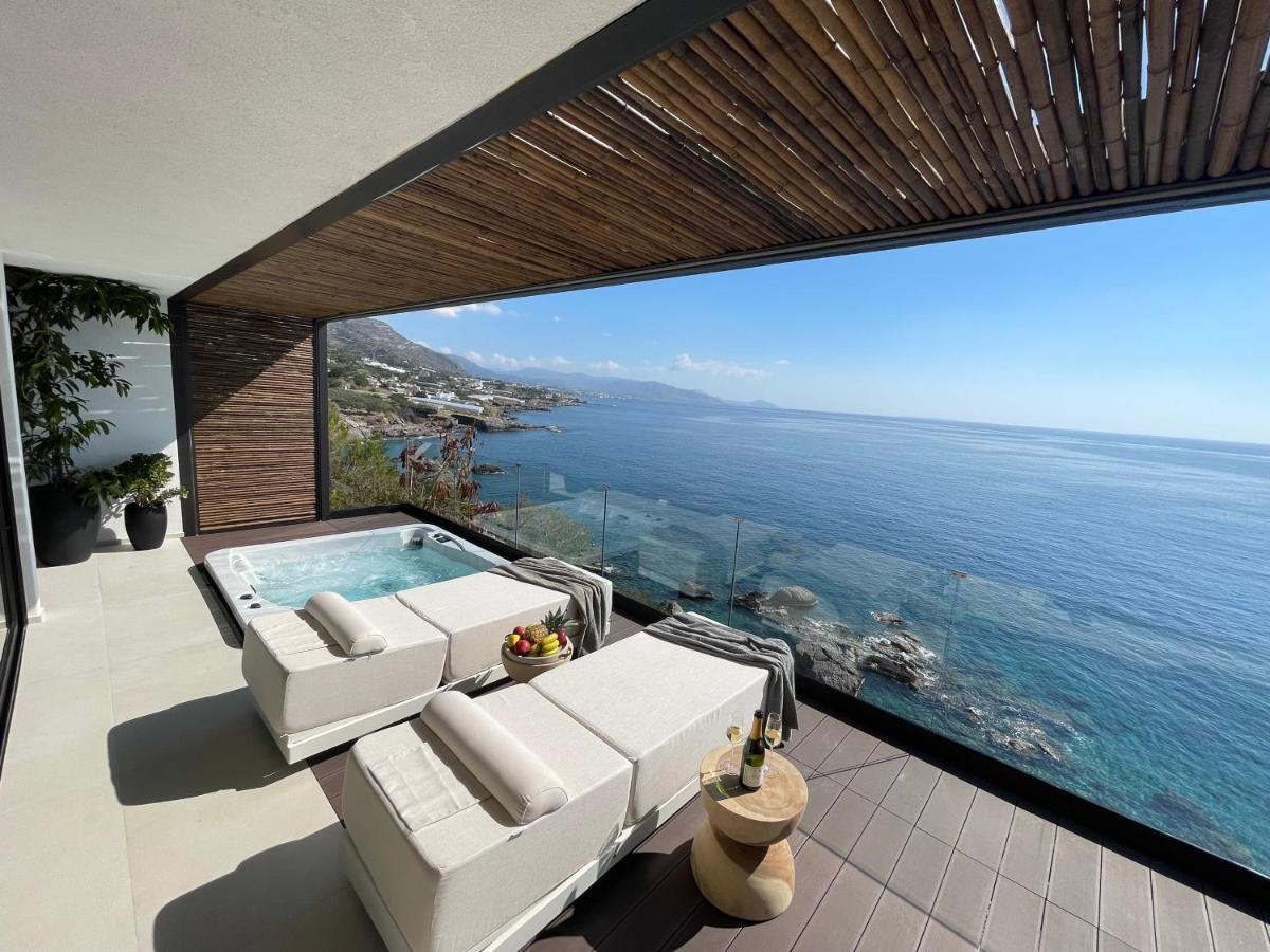 Achlia Mystique Luxury Suite מראה חיצוני תמונה