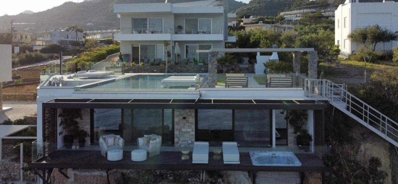 Achlia Mystique Luxury Suite מראה חיצוני תמונה