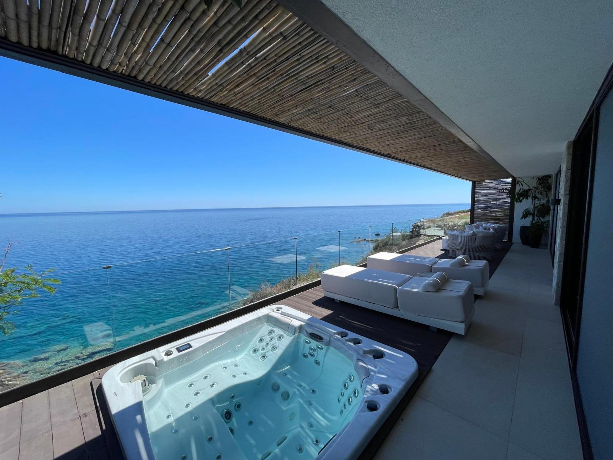 Achlia Mystique Luxury Suite מראה חיצוני תמונה